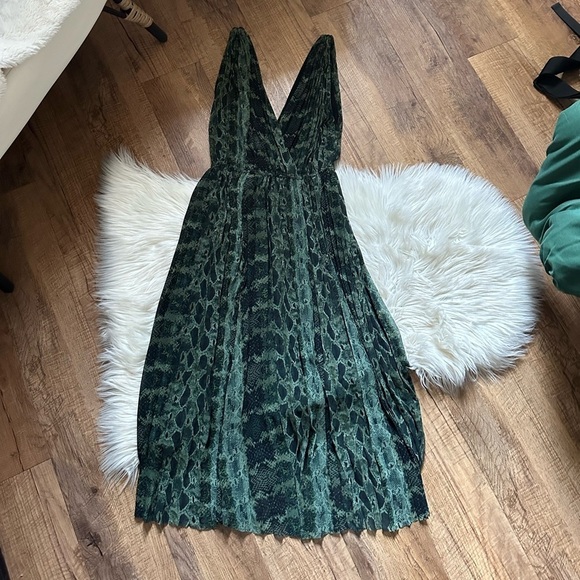 ARITZIA Wilfred Karel Dress - Picture 2 of 4